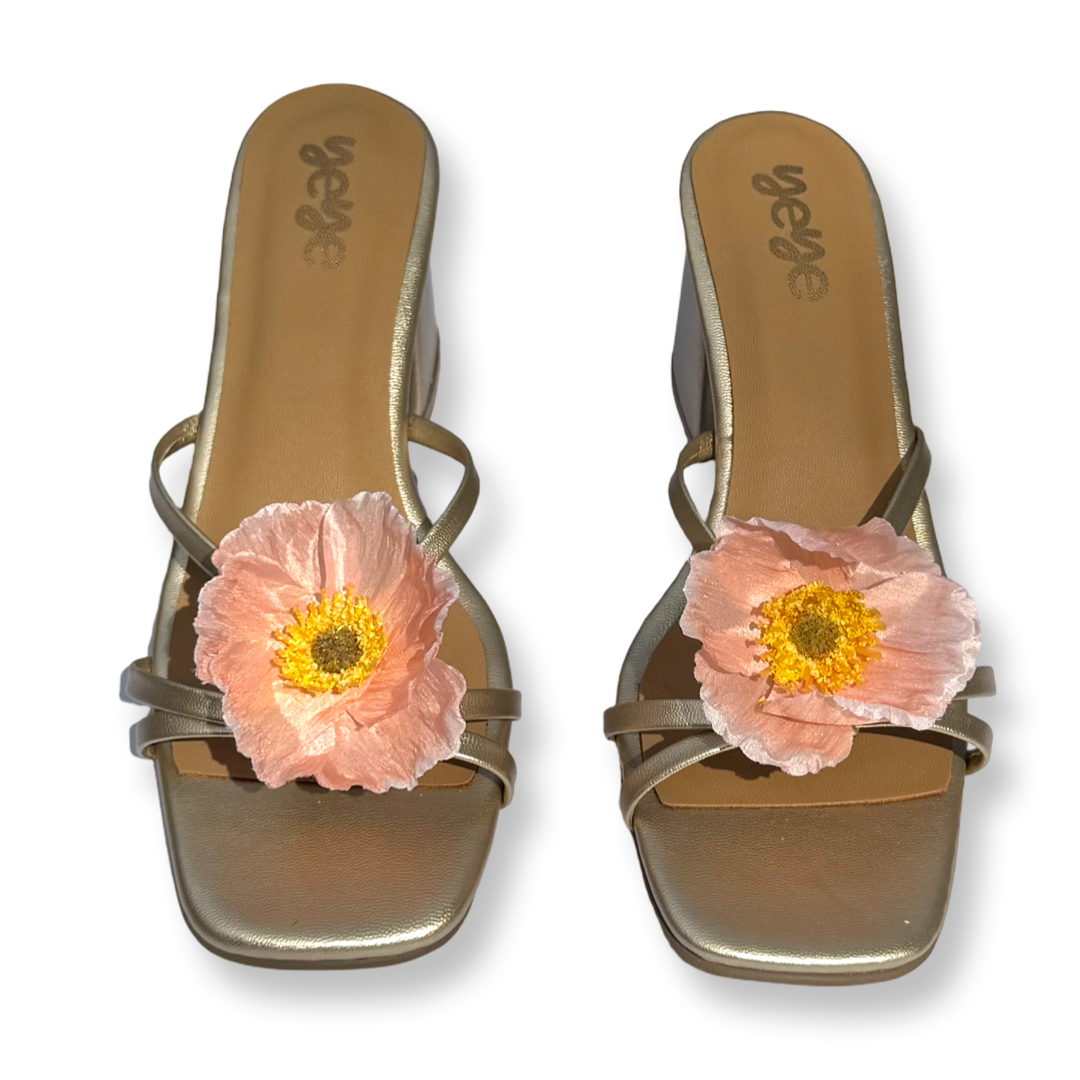 Coral windflower Heels