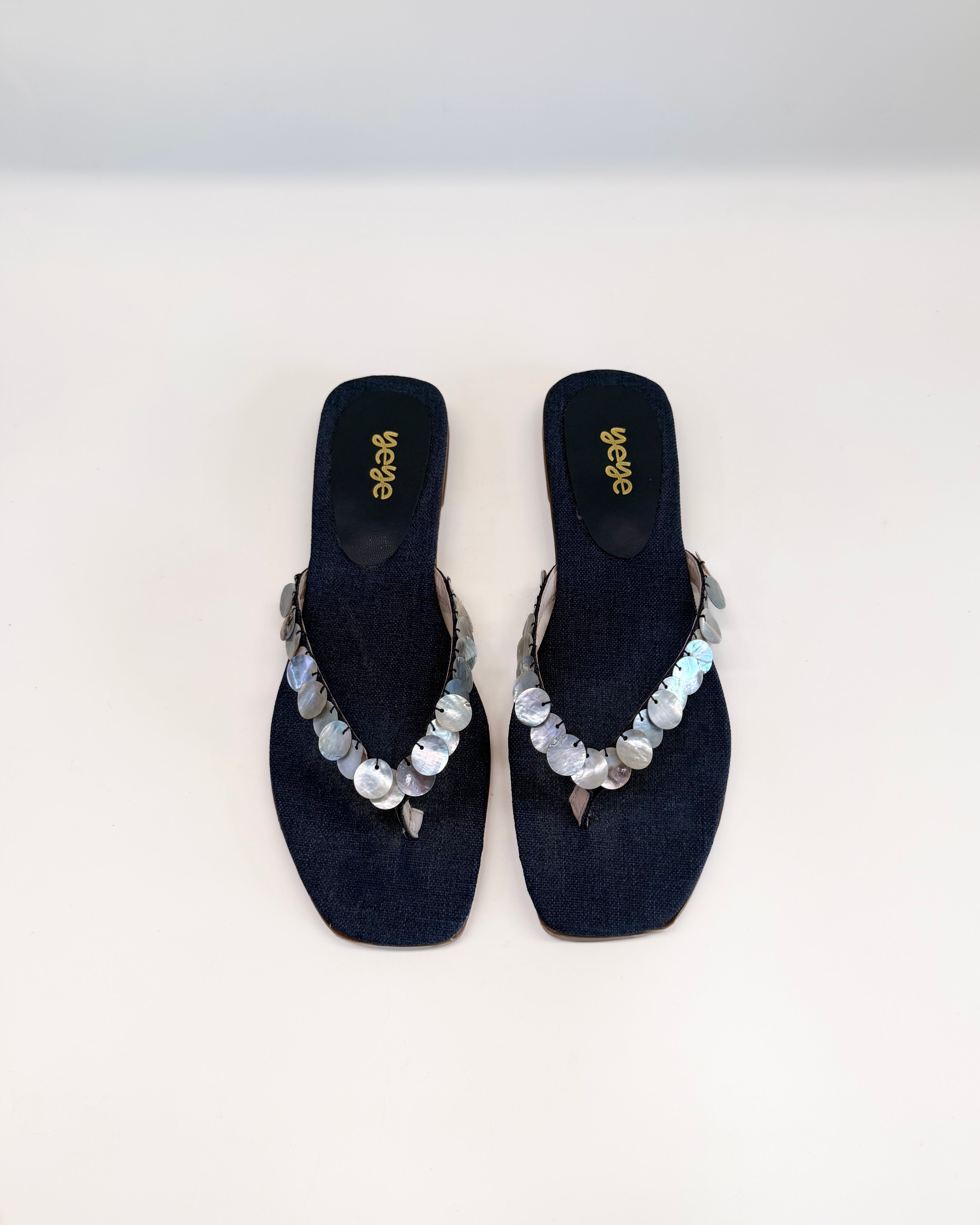 Nácar Sandals