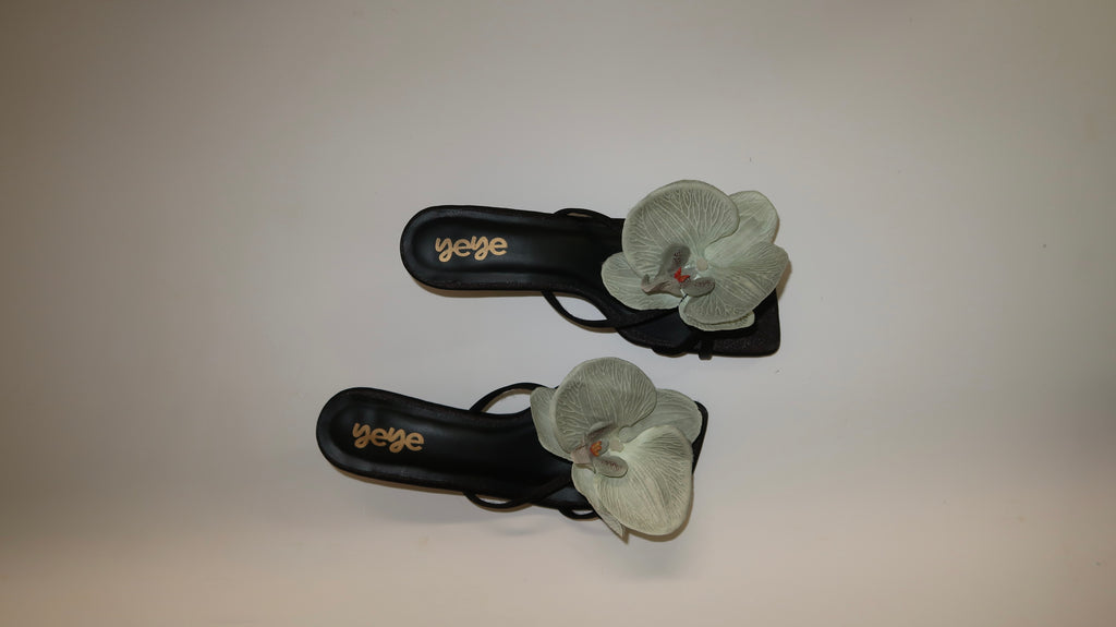 Mint Orchids Kitten Heel