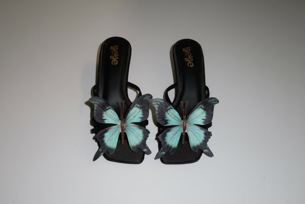 Dangerous Wings - Kitten Heel