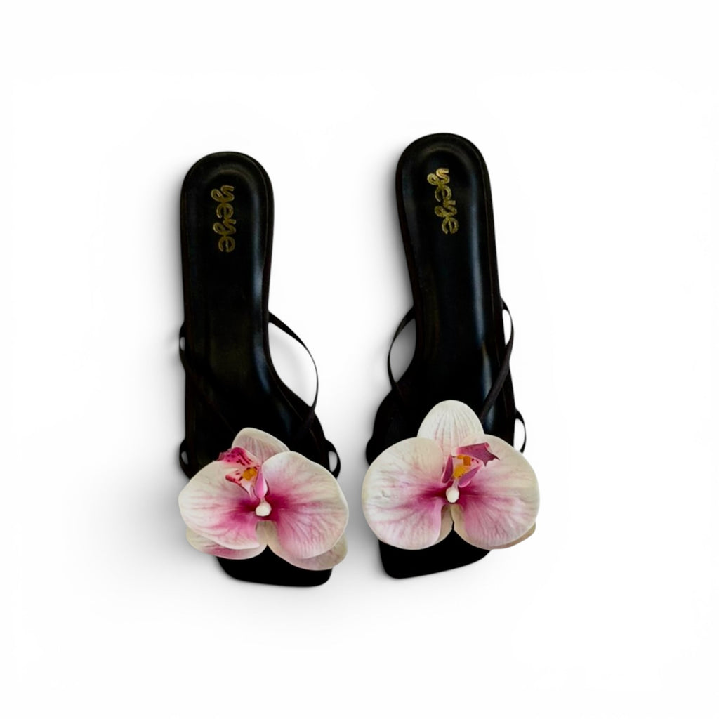 Subtle Pink Orchid Kitten Heel